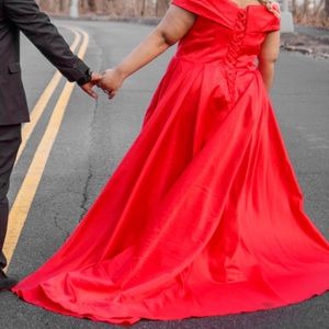Plus size Red dress